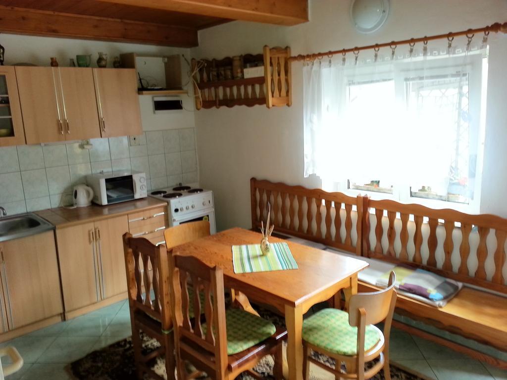 Rekreacny Domcek Judka Villa Dedinky Bilik gambar